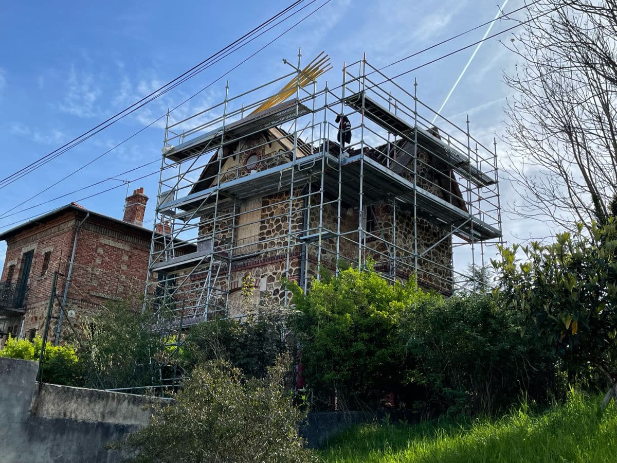 Remplacement de toiture en cours dans les Yvelines 78 - rénovation de toiture